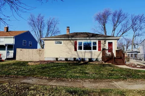 3303 Eder St, Highland, IN 46322