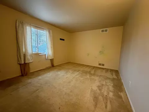 Bedroom - 10859 Bunker Dr, De Motte, IN 46310 photo 3 of 3