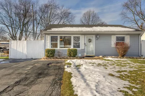 714 Juniper Rd, Valparaiso, IN 46385