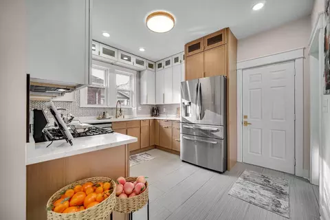 Kitchen - 1828 Stanton Ave, Whiting, IN 46394 photo 2 of 3