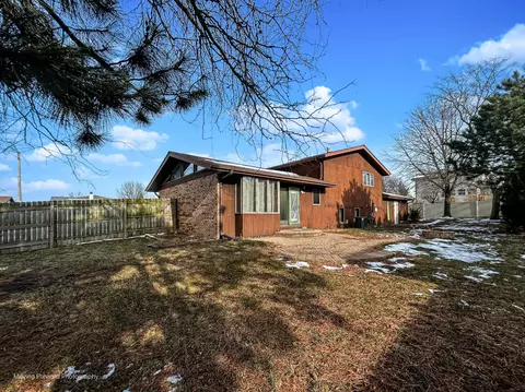 940 Old Beach Rd, Dyer, IN 46311 photo 4