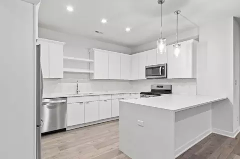 Kitchen - 255 Nomo Pl, Crown Point, IN 46307 photo 1 of 4