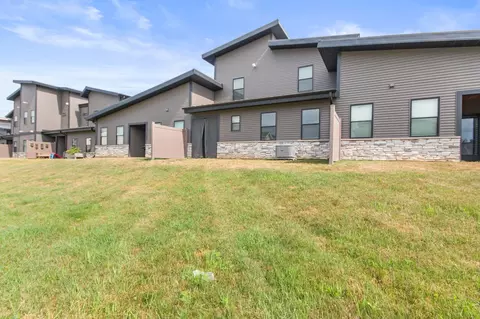 Exterior - 255 Nomo Pl, Crown Point, IN 46307 photo 10 of 18