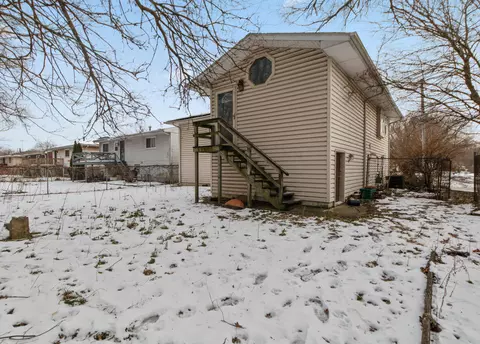 Exterior - 6610 E 3rd Ave, Gary, IN 46403 photo 2 of 3