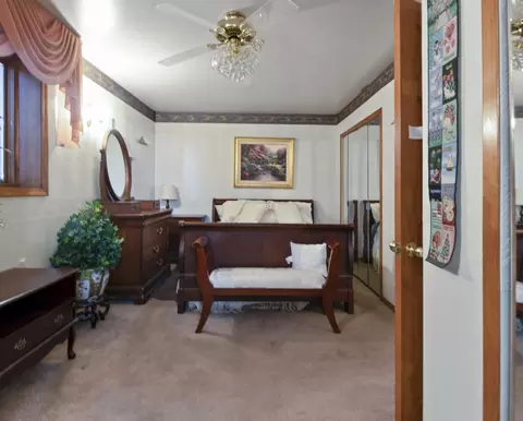 Bedroom - 6610 E 3rd Ave, Gary, IN 46403 photo 3 of 4
