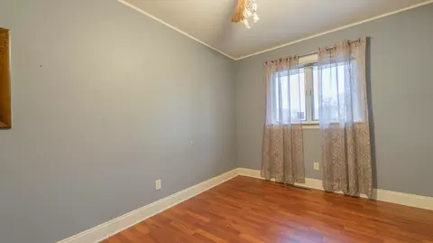 Bedroom - 9439 Walnut Dr, Munster, IN 46321 photo 6 of 7