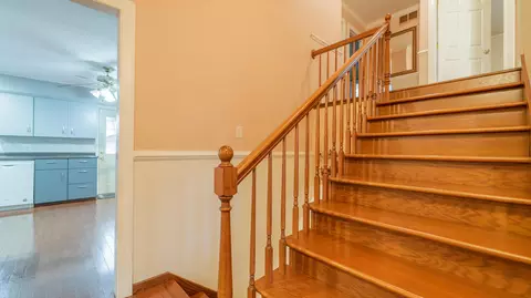 Entry Way - 9439 Walnut Dr, Munster, IN 46321 photo 2 of 3