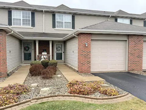 Exterior - 863 Flagstone Dr, Dyer, IN 46311 photo 1 of 2