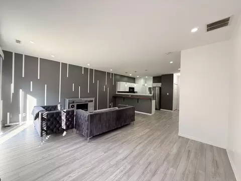 Living - 863 Flagstone Dr, Dyer, IN 46311 photo 2 of 3