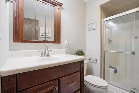 Bath - 5070 Sandy Bch #C, Crown Point, IN 46307 photo 1 of 2