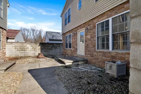 Exterior - 829 Johnson St #B, Porter, IN 46304 photo 5 of 5