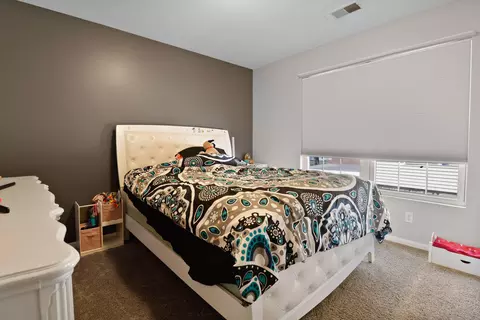 Bedroom - 829 Johnson St #B, Porter, IN 46304 photo 5 of 6