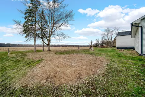 901 E 850, Hamlet, IN 46532 photo 7