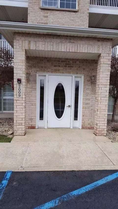 2009 W 75th Pl #35, Merrillville, IN 46410