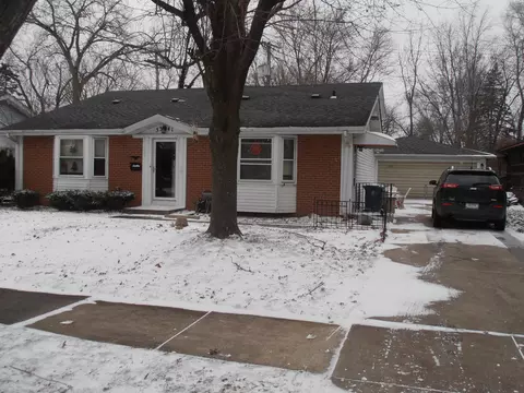 3341 Martha St, Highland, IN 46322