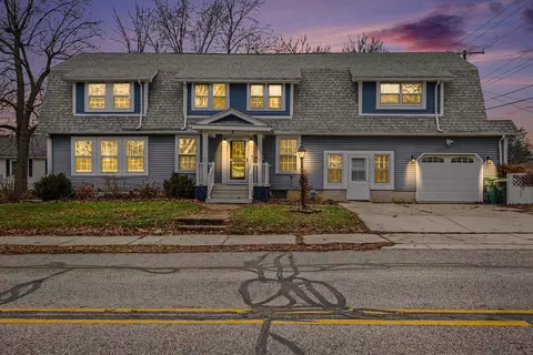 3 Harrison Blvd, Valparaiso, IN 46383