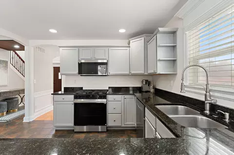 Kitchen - 10312 Nelson St, Crown Point, IN 46307 photo 5 of 5