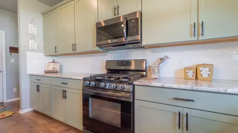 8777 Burr Ridge Cir, Crown Point, IN 46307 photo 5
