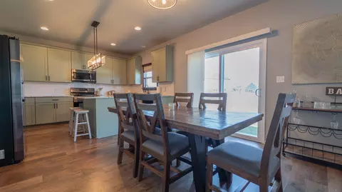 8777 Burr Ridge Cir, Crown Point, IN 46307 photo 9