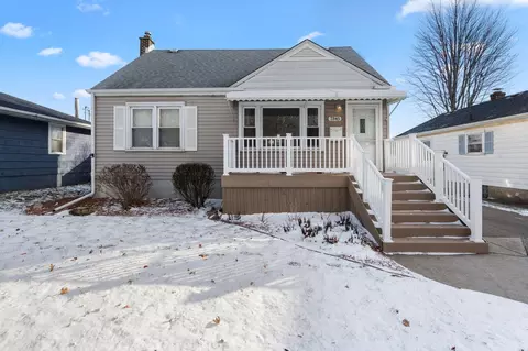 7345 Woodmar Ave, Hammond, IN 46323