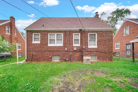 Exterior - 4641 Delaware St, Gary, IN 46409 photo 4 of 5