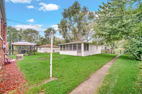 Exterior - 4641 Delaware St, Gary, IN 46409 photo 3 of 5