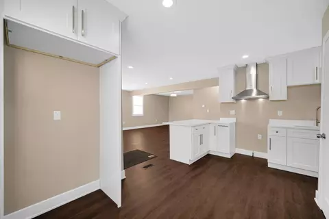 Entry Way - 364 Durbin St, Gary, IN 46406 photo 1 of 1