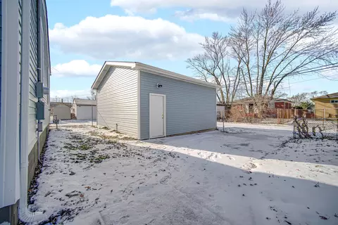 Exterior - 364 Durbin St, Gary, IN 46406 photo 2 of 3