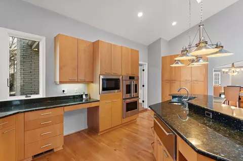 Kitchen - 1841 Lambert Ln, Munster, IN 46321 photo 5 of 18