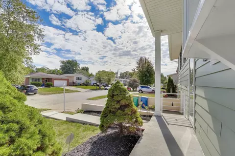 1124 Clinton St, Gary, IN 46406 photo 3
