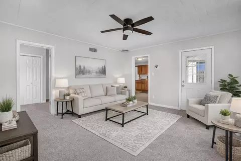 105 E Bates St, Hebron, IN 46341 photo 10