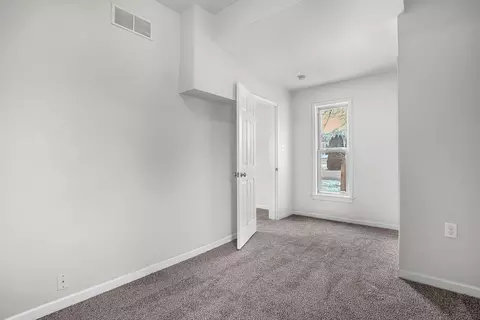 105 E Bates St, Hebron, IN 46341 photo 14
