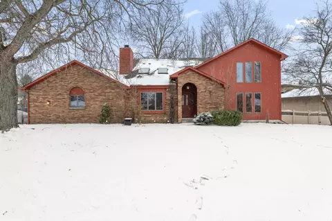 602 Brunswick Ct, Valparaiso, IN 46383