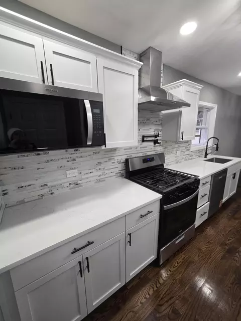 Kitchen - 2100 W 2nd Ave, Gary, IN 46404 photo 2 of 3
