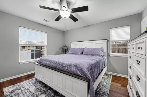 Bedroom - 916 N Colfax St, Griffith, IN 46319 photo 2 of 2