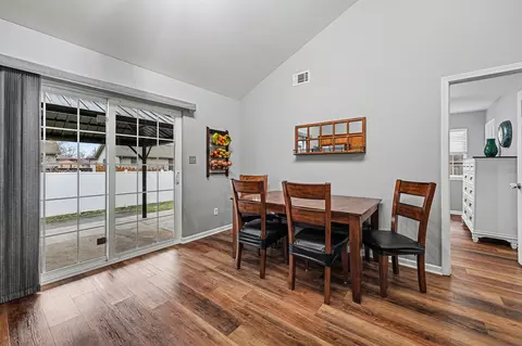 Dining - 916 N Colfax St, Griffith, IN 46319 photo 1 of 1