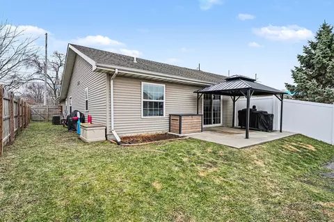 Exterior - 916 N Colfax St, Griffith, IN 46319 photo 2 of 2