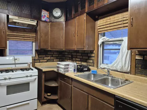 3724 Tyler St, Gary, IN 46408 photo 5