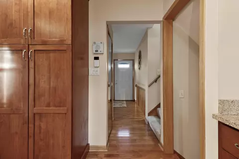Entry Way - 8036 Beech Ave, Munster, IN 46321 photo 1 of 1