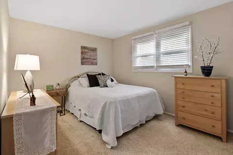Bedroom - 8036 Beech Ave, Munster, IN 46321 photo 1 of 4