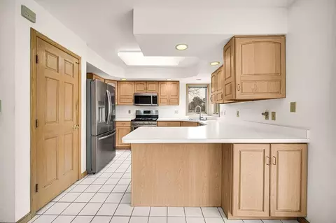 1312 Brandywine Dr, Munster, IN 46321 photo 7
