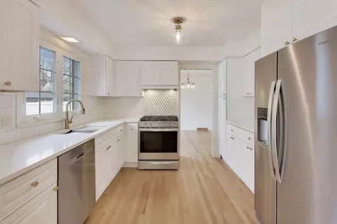 8800 Baring Ave, Munster, IN 46321 photo 11