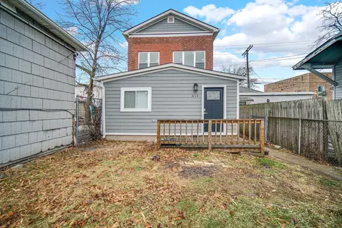 616 W 144th St, East Chicago, IN 46312