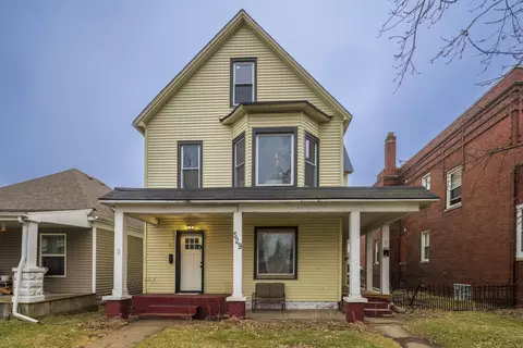 529 Lake St, Hobart, IN 46342