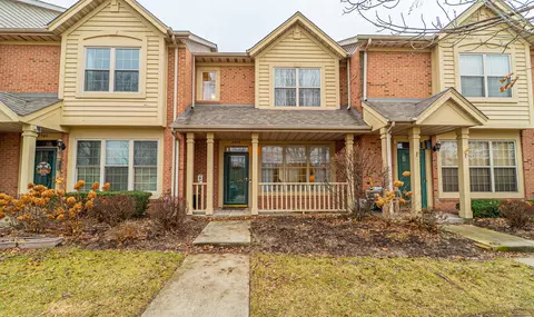 2898 Cambridge Way, Highland, IN 46322