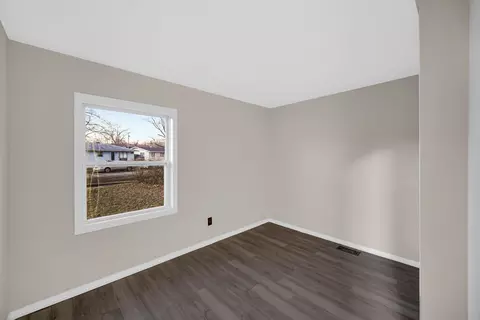 625 S Wells St, Gary, IN 46403 photo 15