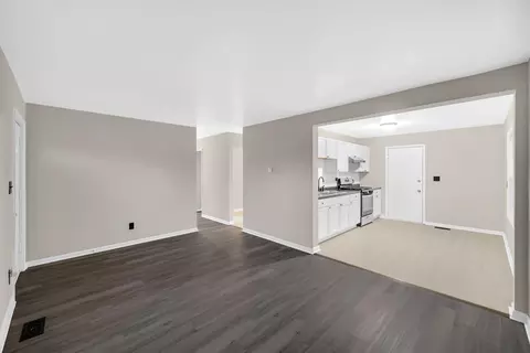625 S Wells St, Gary, IN 46403 photo 4