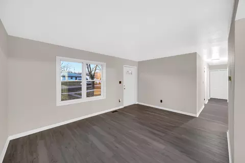 625 S Wells St, Gary, IN 46403 photo 5