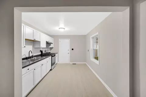 625 S Wells St, Gary, IN 46403 photo 7