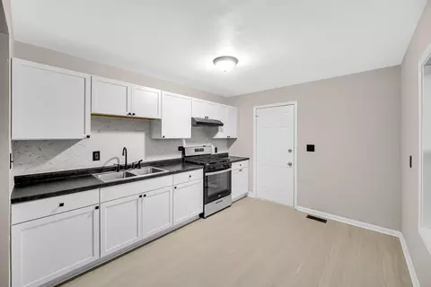 625 S Wells St, Gary, IN 46403 photo 6